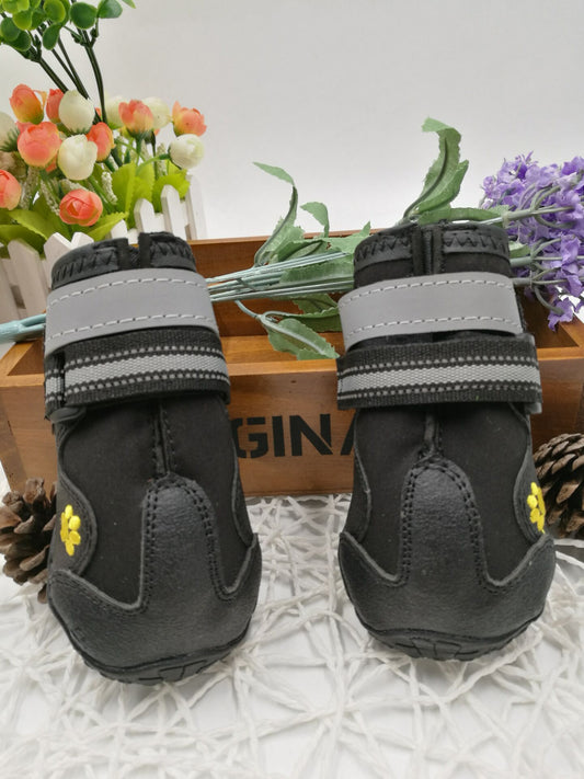 🐾 Protective Pet Dog Shoes – Comfortable, Durable Footwear for All Seasons